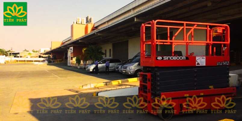 Cho thue xe nang nguoi tai KCN My Phuoc