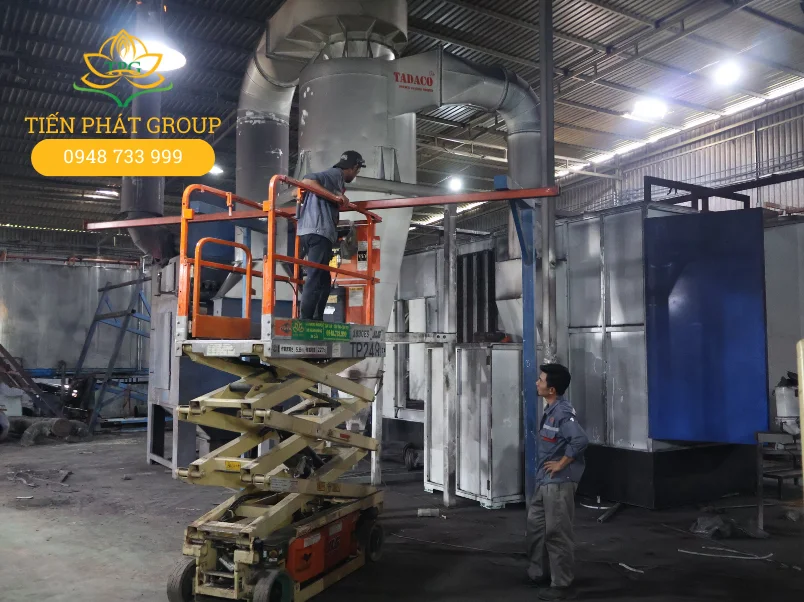 Loi ich khi thue xe nang nguoi tai Long An Tien Phat cam ket mang lai dich vu uy tin, gia ca canh tranh va xe nang doi moi