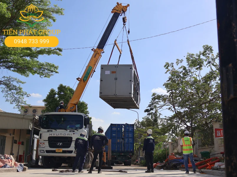 Tien Phat Group cho thue xe cau di doi may moc tai Tan An