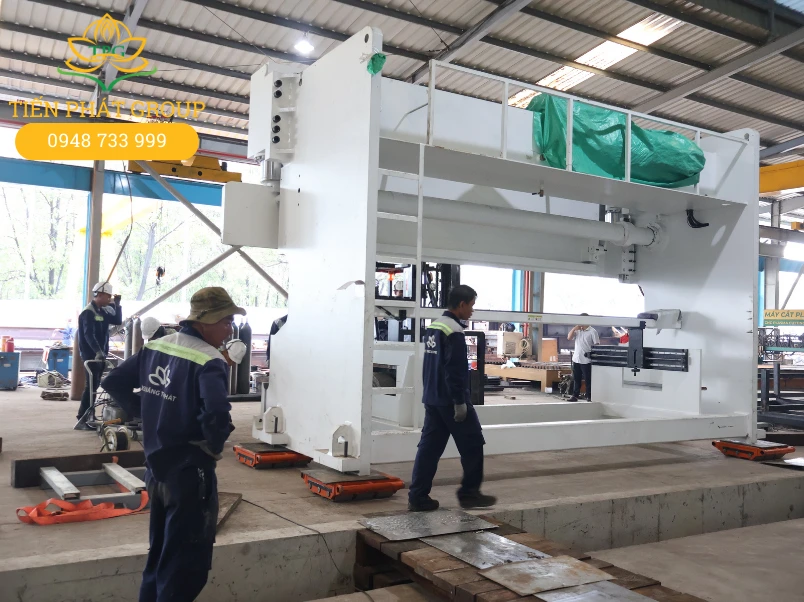 Dịch vụ di dời máy móc thiết bị tại Đồng Nai trọn gói 2 Tien Phat thuc hien du an di doi may cong nghiep tai Long Thanh, Dong Nai