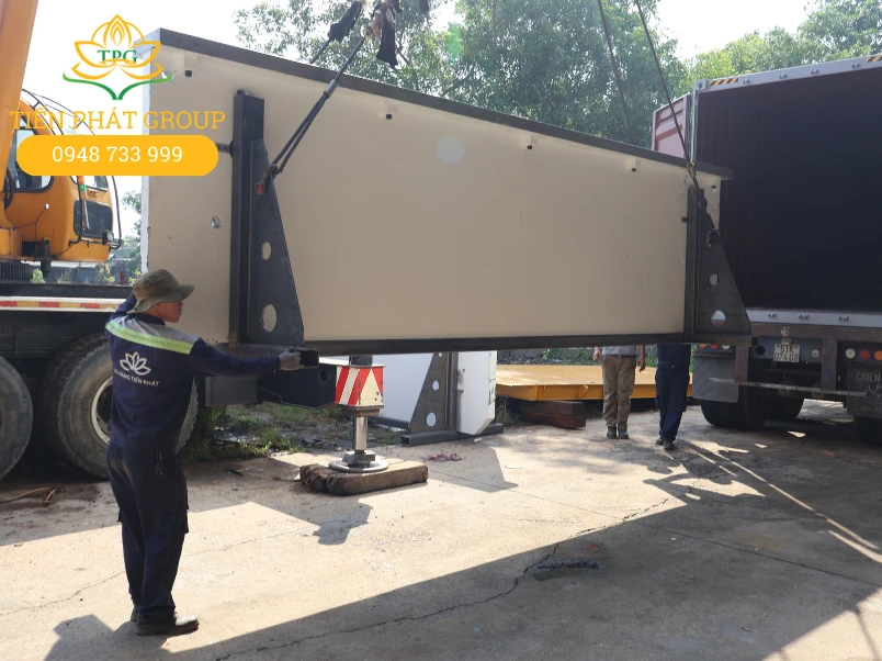 Dịch vụ di dời máy móc thiết bị tại Đồng Nai trọn gói 3 Tien Phat thuc hien du an rut container di doi may moc tai Bien Hoa