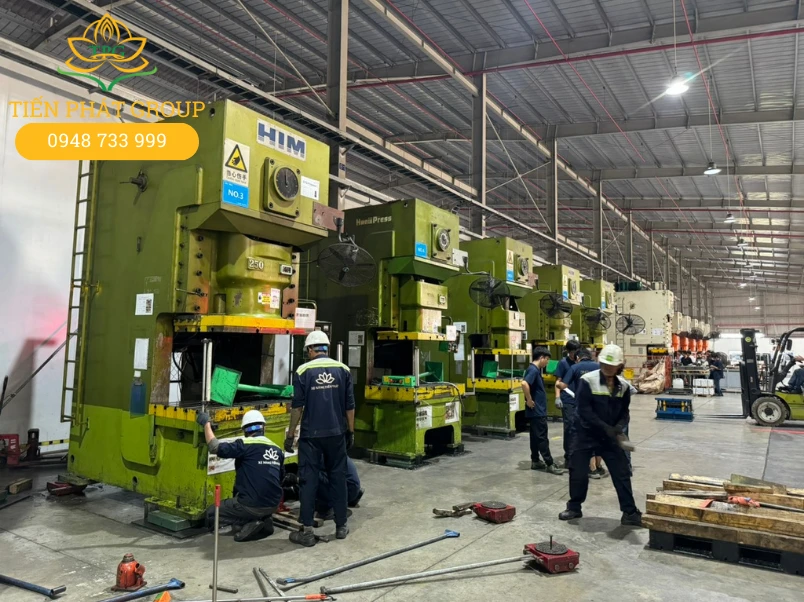 Nang luc cua Tien Phat trong chuyen kho xuong la co day du trang thiet bi hien dai, doi ngu chuyen mon cao, luon dat an toan len hang dau