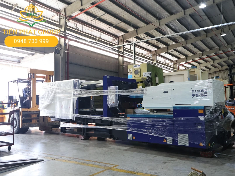 Tien Phat cung cap dich vu di doi may moc hang nang tai kho xuong, nha may