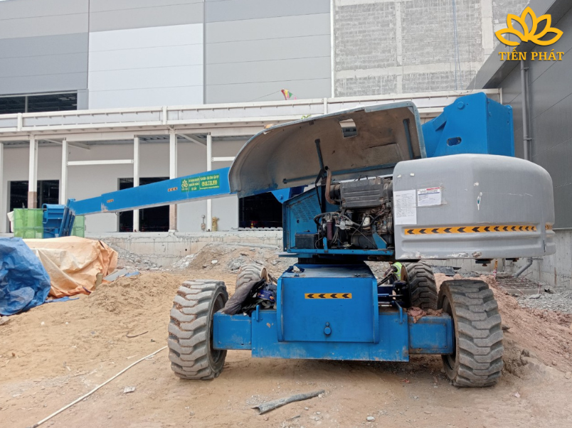 Ung dung cua xe nang nguoi Boom Lift