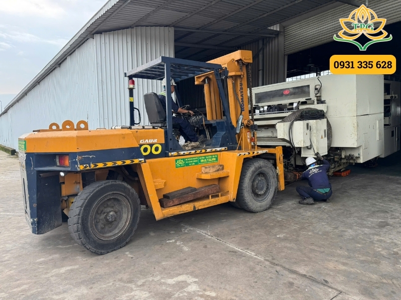 Kích thước xe nâng & toàn bộ thông số kỹ thuật quan trọng 8 tai trong tam va trong tam tai