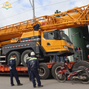 xe cau banh lop 80 tan