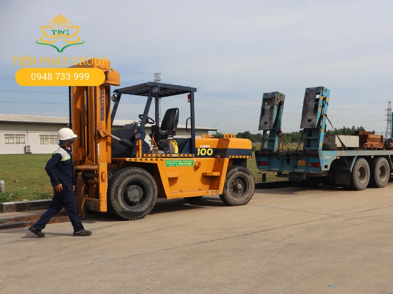 Du an Tien Phat cho thue xe nang dau di doi kho bai va thiet bi o TPHCM