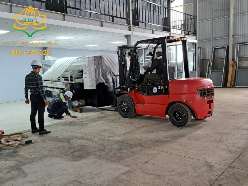 Cho thuê xe nâng hàng tại Tân Uyên uy tín, giá rẻ 3 Nang luc cho thue xe nang cua Tien Phat o Tan Uyen