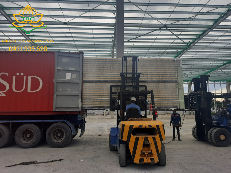 Cho thuê xe nâng hàng tại Bến Cát uy tín, giá rẻ 3 Nang luc cho thue xe nang tại Ben Cat cua Tien Phat
