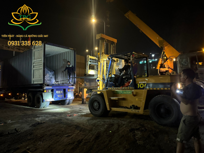 Dịch vụ cho thuê xe nâng hàng tại Nhơn Trạch uy tín 2 Tai sao chon dich vu cho thue xe nang cua Tien Phat