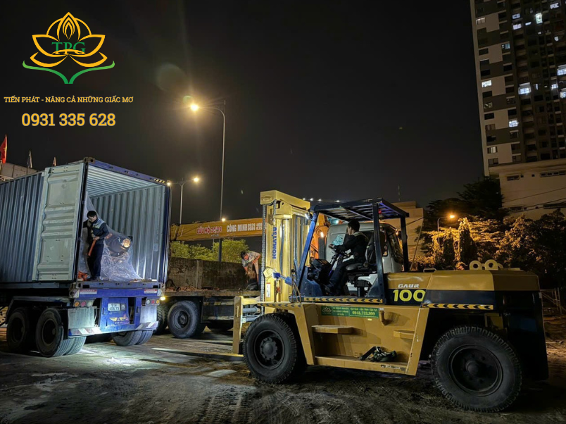 Cho thuê xe nâng hàng tại Bến Cát uy tín, giá rẻ 2 Vi sao cac doanh nghiep lua chon thue xe nang cua Tien Phat