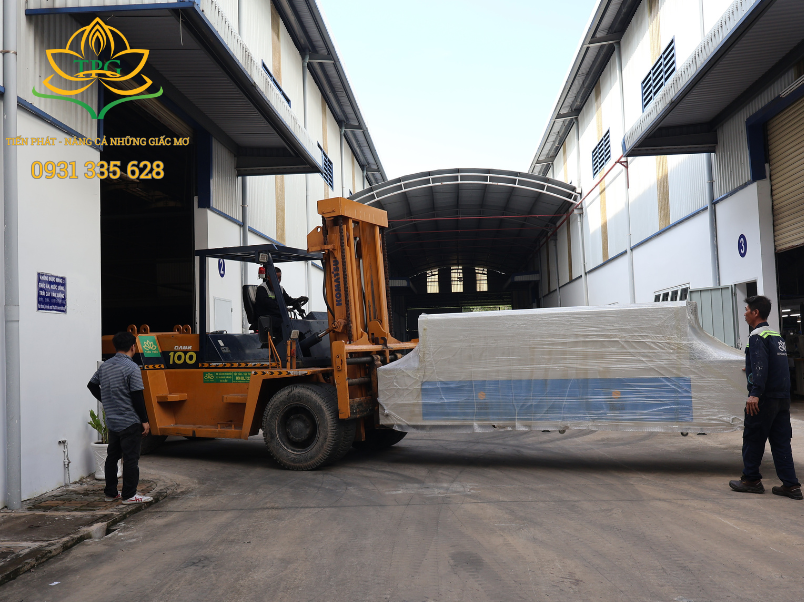 Cho thuê xe nâng hàng tại Tân Uyên uy tín, giá rẻ 2 Vi sao lua chon thue xe nang hang cua Tien Phat