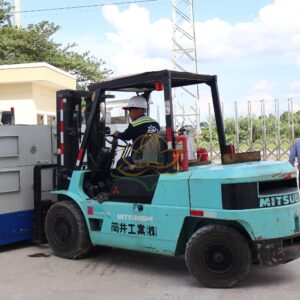 xe nang 5 tan mitsubishi fd50