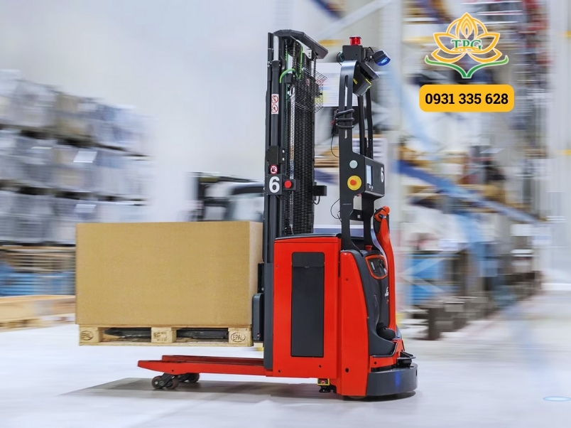 Tổng hợp các loại xe nâng điện phổ biến nhất thị trường 6 xe nang dien agv