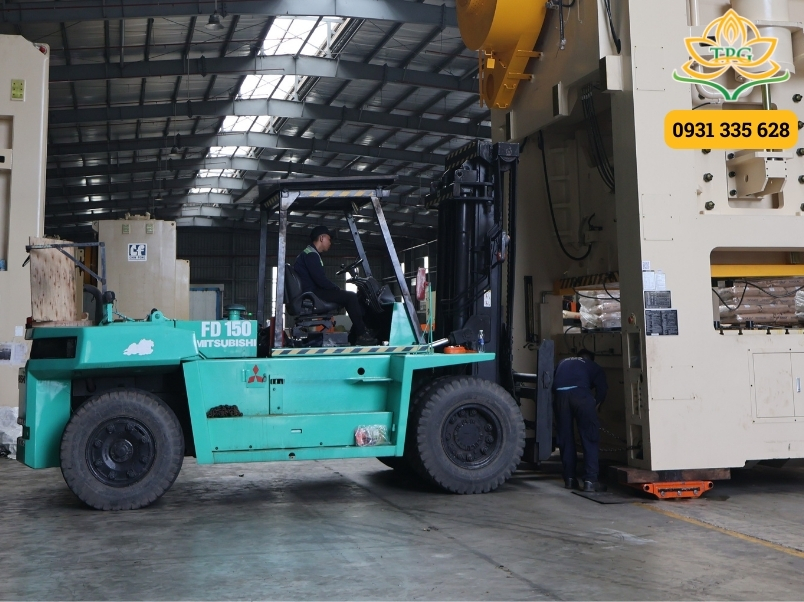 Dịch vụ cho thuê xe nâng Củ Chi uy tín, giá tốt | Tiến Phát Group 1 chi phi thue xe nang cu chi la bao nhieu