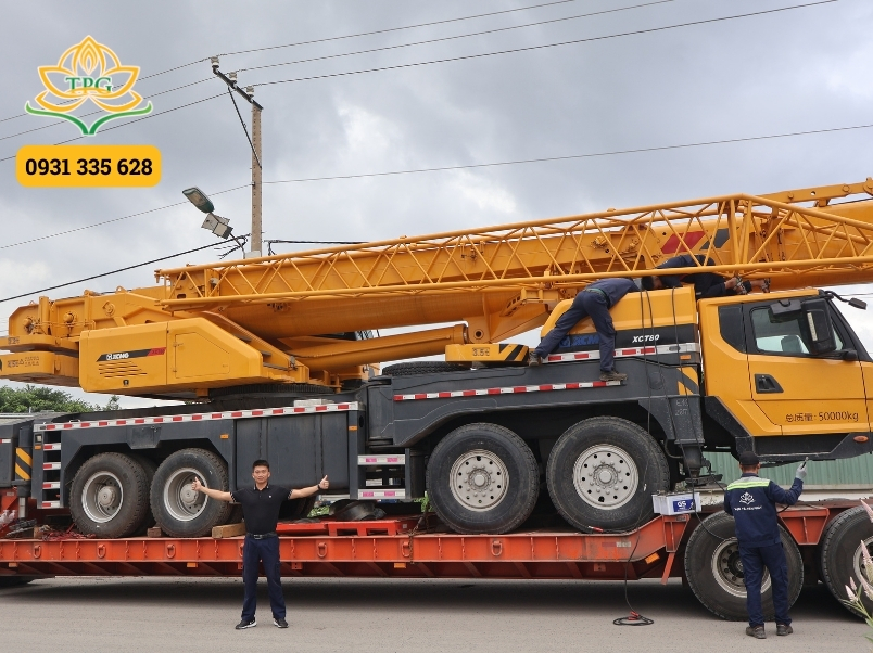 Cho thuê xe cẩu thùng, cẩu bánh lốp tại Cần Giờ 2 cho thue xe cau banh lop