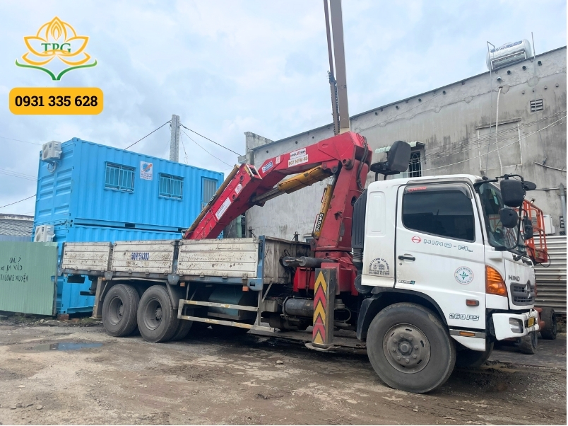 Cho thuê xe cẩu thùng, cẩu bánh lốp tại Cần Giờ 1 cho thue xe cau tu hanh
