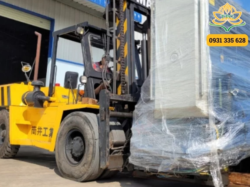 Cho thuê xe nâng hàng 1.5 - 15 tấn tại Quận 12 giá rẻ 6 du an cho thue xe nang di doi may moc tai khu cong nghiep hiep thanh