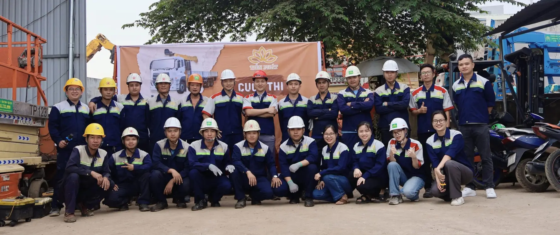 Banner Vận Tải Tiến Phát - Dịch vụ vận chuyển hàng hóa