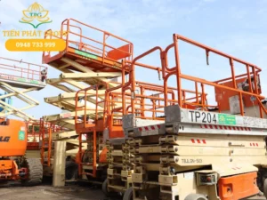 Xe nang nguoi tu hanh la gi Gia xe nang nguoi tu hanh 2026