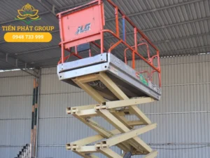 Cho thue xe nang nguoi tai KCN Binh Duong, gia tot nhat 2026