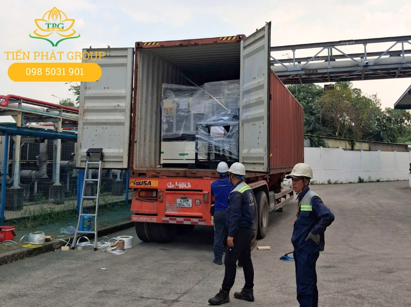 Bảng giá đóng rút container tại Vũng Tàu mới nhất 2026 4 Nen chon dich vu dong rut container Vung Tau cua Tien Phat vi co doi ngu nhan cong day dan kinh nghiem, quy trinh van hanh chuan va gia ca canh tranh