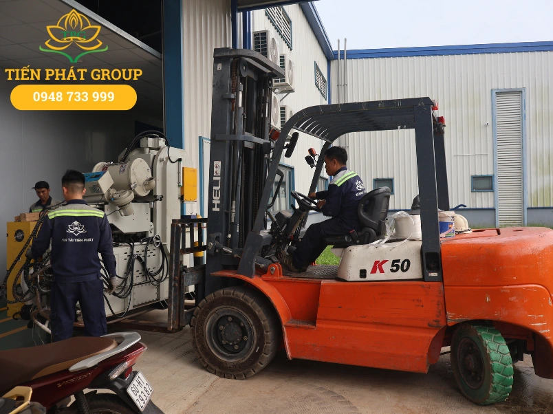 Top 10 thương hiệu xe nâng hàng tốt nhất 2026 3 Xe nang hang Heli cua Trung Quoc xep hang 10 trong top 20 nha san xuat xe nang hang toan cau