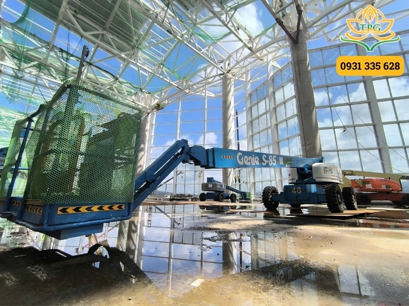 Cho thuê xe nâng người cắt kéo, boom lift cao 6m đến 50m tại Cần Giuộc, Long An 3 quy trinh cho thue xe nang nguoi tai can giuoc